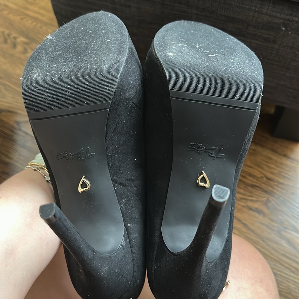 Thalia Sodi Black High Platform Heels - Picture 4 of 5